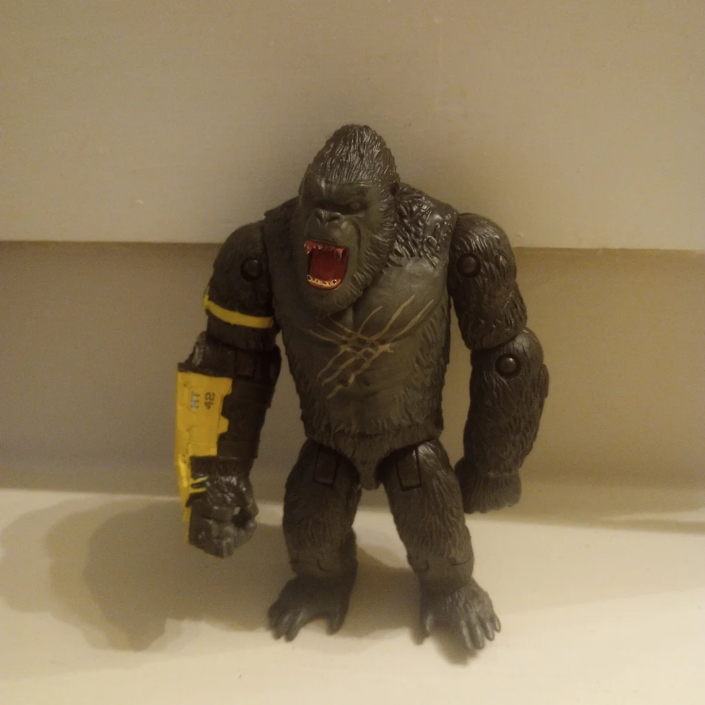 King Kong With Beast Glove Godzilla Vs. Kong Action Figure - Picture 5 of 6